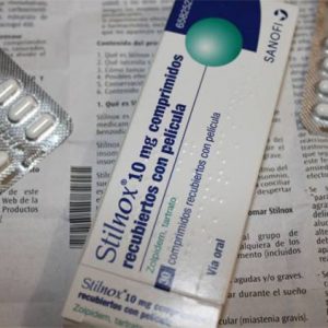 使蒂諾斯（Stilnox）的使用指南：劑量、副作用、風險和注意事項